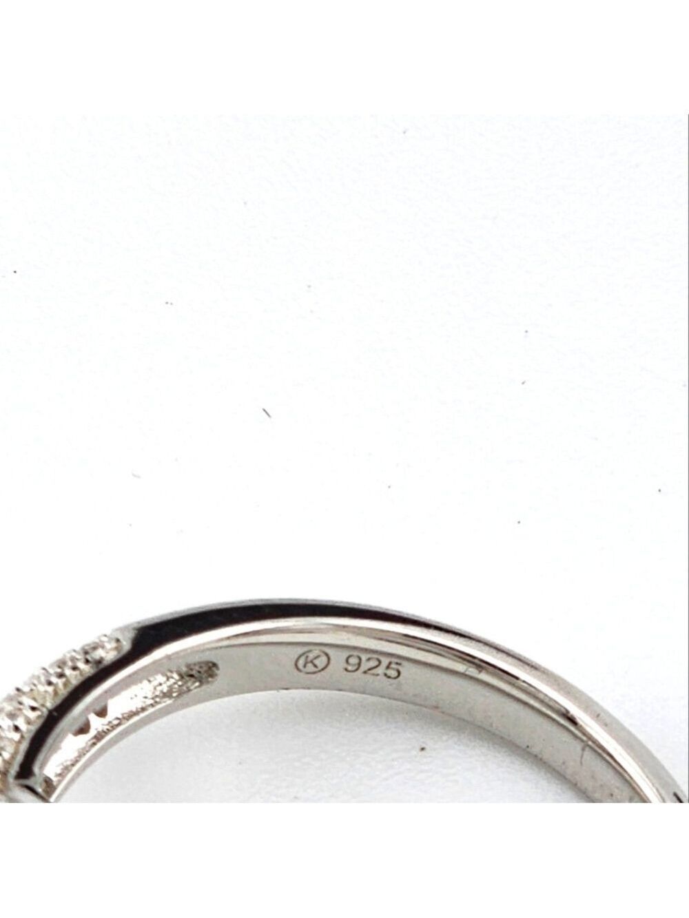 Elegant 925 Sterling Silver Heart Ring – Polished & Chic Design - Picture 9 of 11